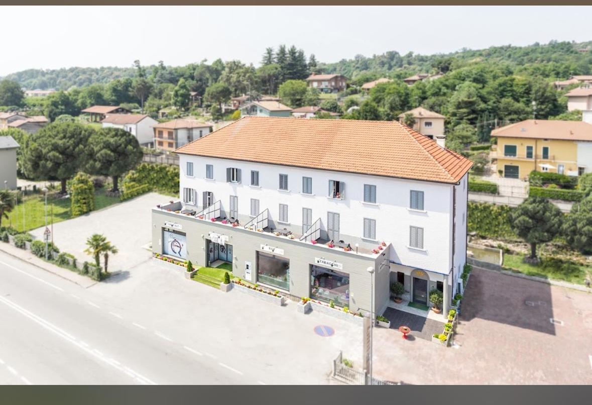 Hotel Italia Дормелето Екстериор снимка